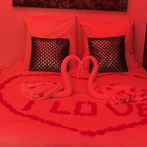 Spa Enzo Appartement Avec Jacuzzi Privatif